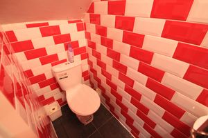 Photo 1- click for photo gallery